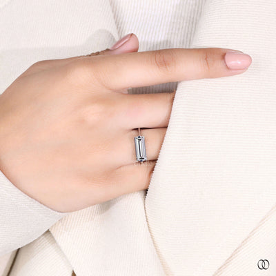 unique design ring baguette diamond gold ring