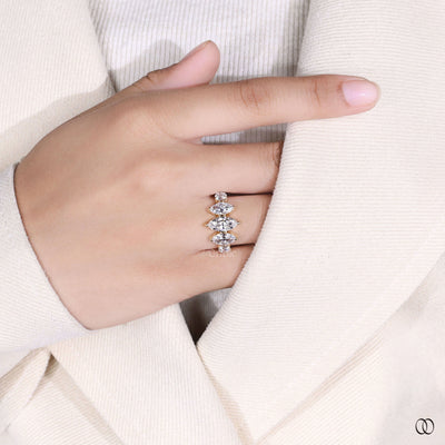 5 stone diamond ring round side stone yellow gold