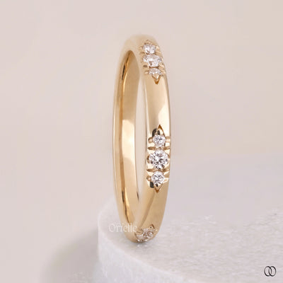 minimalist wedding band round diamond style