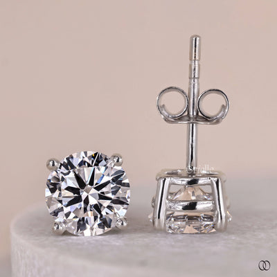 4 prong diamond stud earrings basket setting