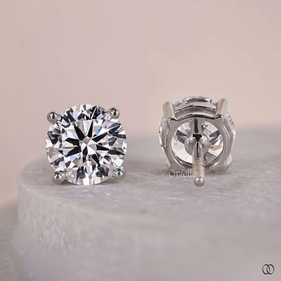 basket setting earrings round diamond studs