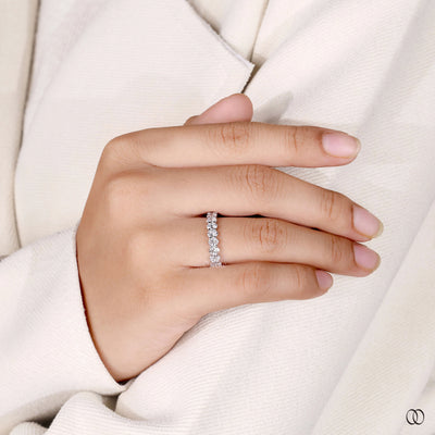 shared prong wedding band oval diamond band