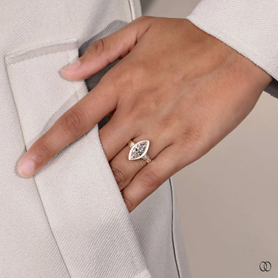 unique design ring yellow gold