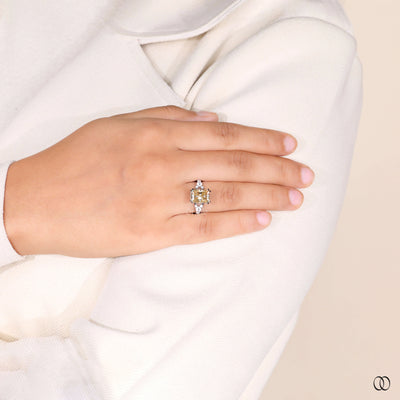 unique design ring split shank diamond style