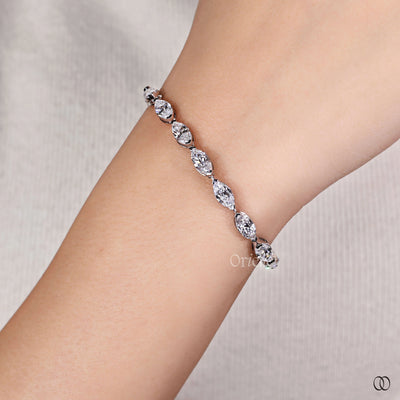 prong setting bracelet marquise diamond tennis style
