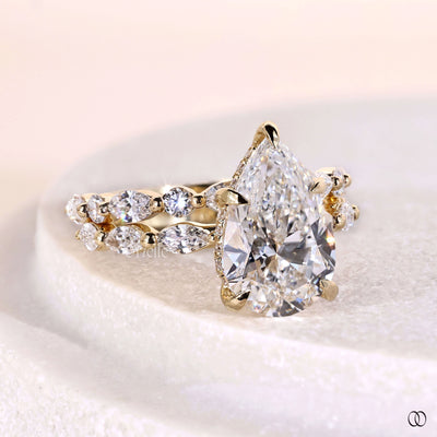 lab grown diamond bridal set pear cut ring
