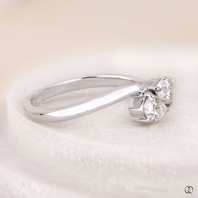 bypass setting ring pear cut toi et moi ring

