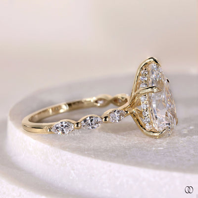 unique setting ring hidden halo diamond ring
