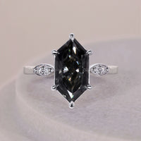 14K White Gold Marquise Outline Dutch Marquise Ring