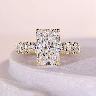radiant cut diamond ring 4 prong setting