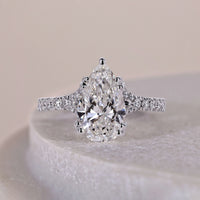 18k Pear Cut Diamond Engagement Ring With Cathedral Style