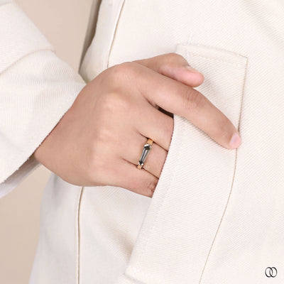 handmade yellow gold salt and pepper ring
