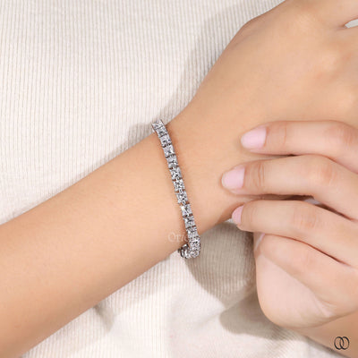 prong set princess cut bracelet white gold
