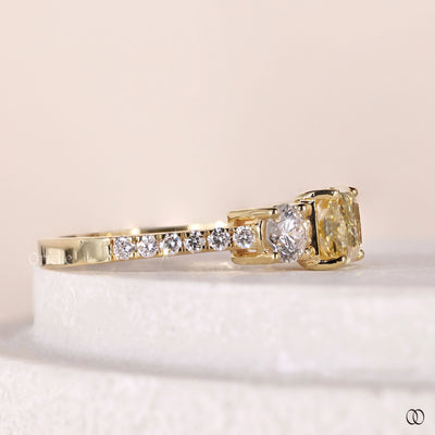 handmade ring radiant cut diamond gold ring
