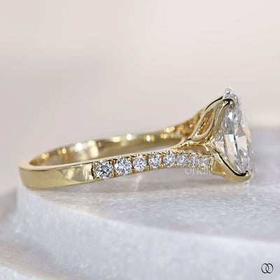 4 prong ring securing oval cut diamond
