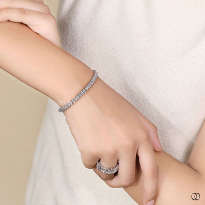 handmade white gold oval diamond bracelet
