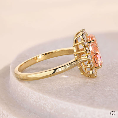 ring setting prong elongated cushion diamond
