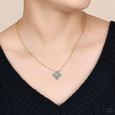 yellow gold pendant clover flower style necklace
