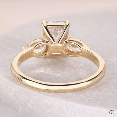lab grown diamond ring pear cut engagement ring
