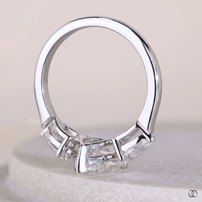 lab grown diamond ring pear cut engagement ring
