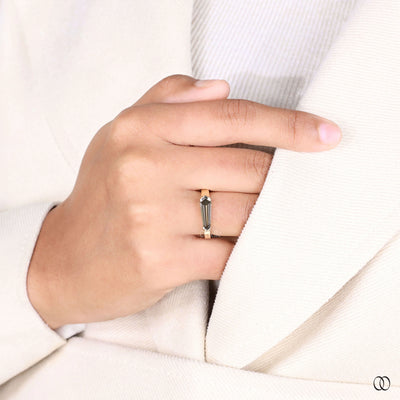 solitaire engagement ring tapered baguette ring
