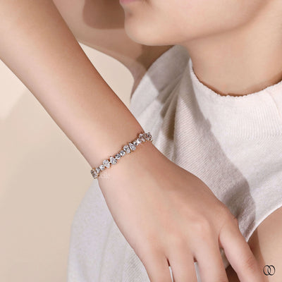 yellow gold bracelet diamond tennis prong set
