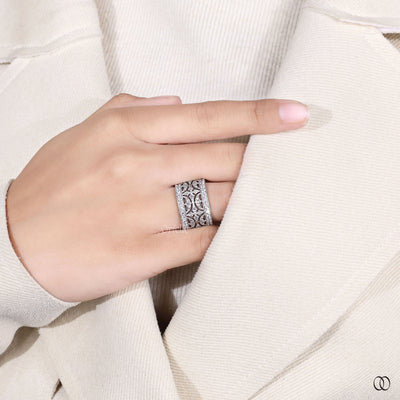 handmade white gold round diamond band
