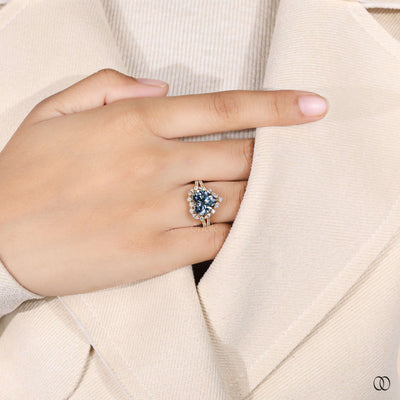 handmade ring vivid blue diamond gold ring
