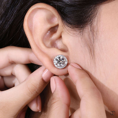 sparkling round diamond halo stud earrings design

