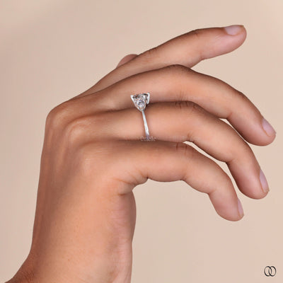 handmade ring heart shaped diamond design
