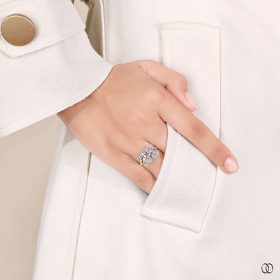 radiant cut ring pear diamond gold setting
