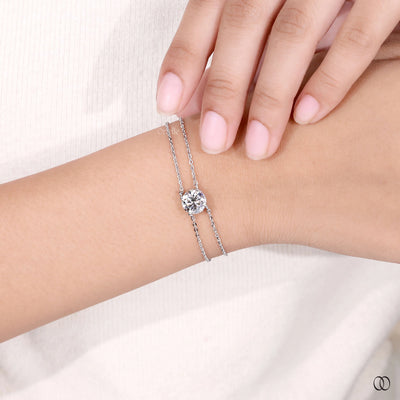 round cut diamond bracelet solitaire style
