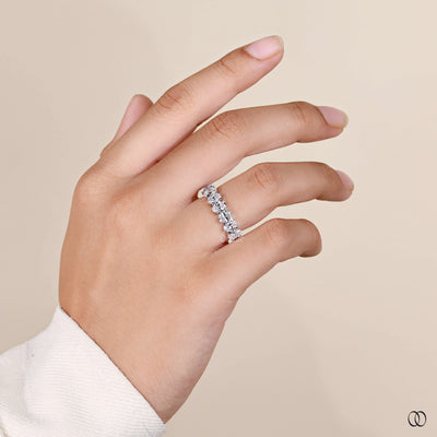 unique design band oval diamond ring
