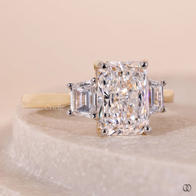 prong setting ring radiant cut engagement ring
