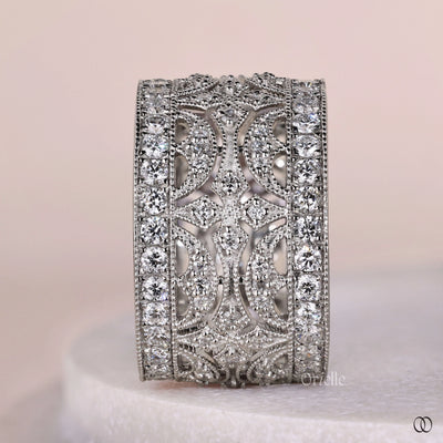 vintage style band round diamond wedding ring
