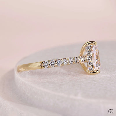 diamond pave ring radiant cut gold setting
