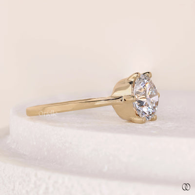 unique setting ring round diamond engagement

