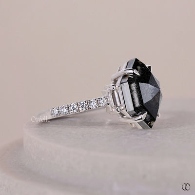 Side baguette Step Cut Hexagon Salt And Pepper Ring