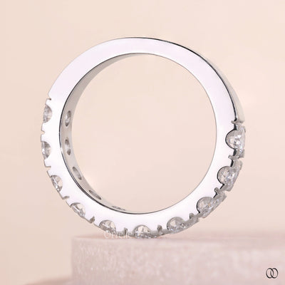 U shaped pave settings round diamond band

