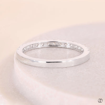 handmade ring round diamond wedding band

