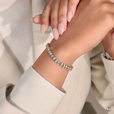 diamond tennis bracelet prong set white gold
