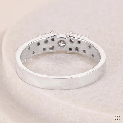 prong setting band cluster diamond wedding band
