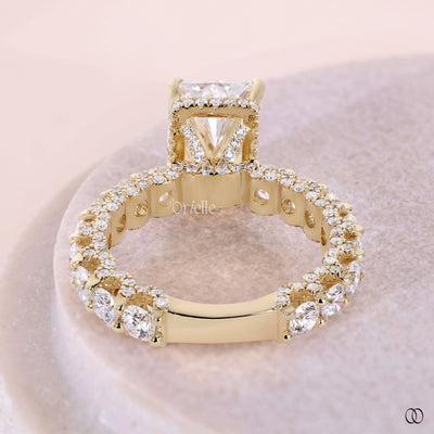 u cut pave ring radiant diamond

