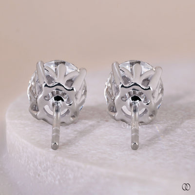 14k white gold earrings round diamond studs
