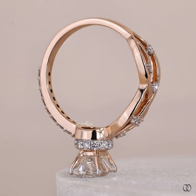 right shoulder leaf loops band engagement ring

