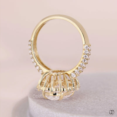 Brilliant cut engagement ring with sparkling diamond details

