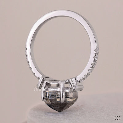 Side baguette Step Cut Hexagon Salt And Pepper Ring