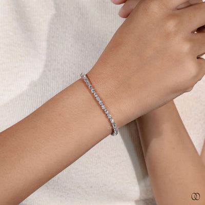 east west oval diamond tennis bracelet design
