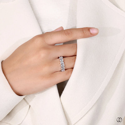 lab grown diamond band half eternity style
