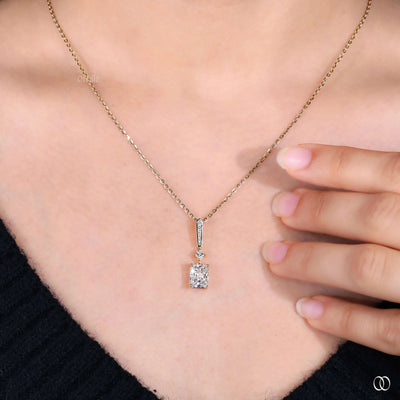 handmade pendant yellow gold diamond
